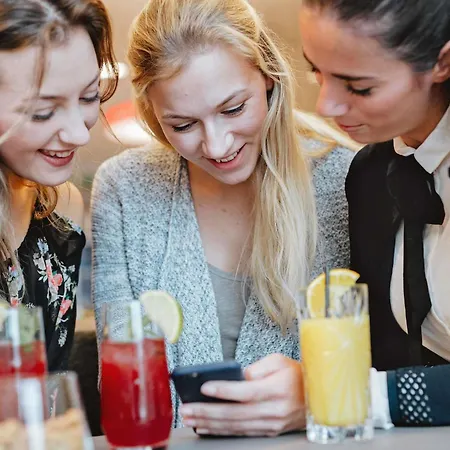 Ibis Centrum Отель Лодзь