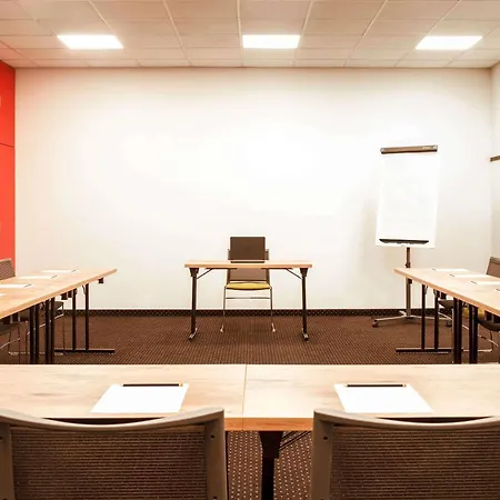 Ibis Centrum 2*