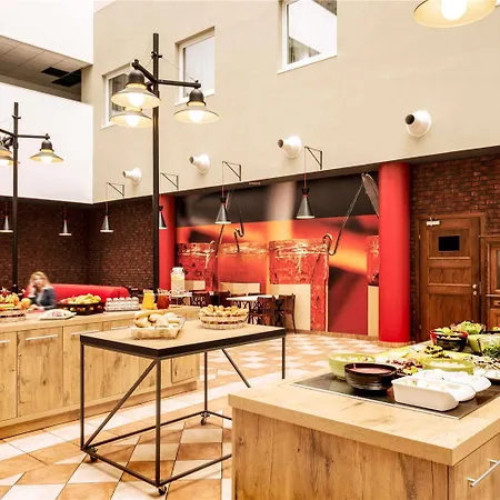 Отель Ibis Centrum 2*