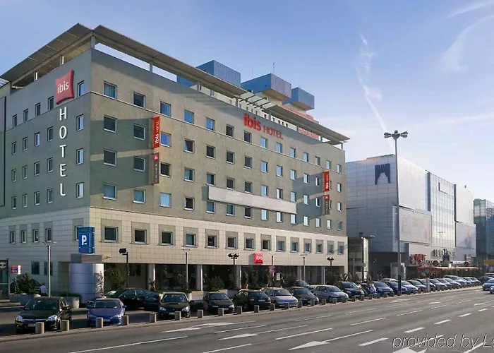 Ibis Centrum מלון 2*