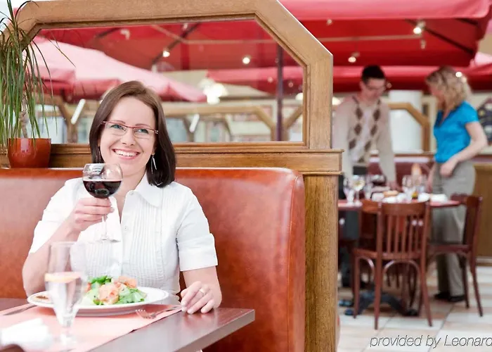 Ibis Centrum 2* Лодзь